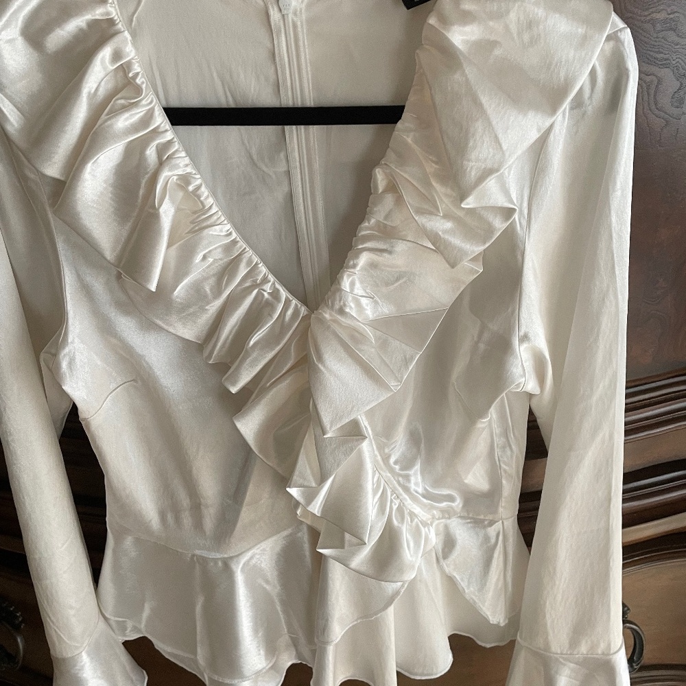 Boston ProperSateen Ruffled long sleeve Blouse